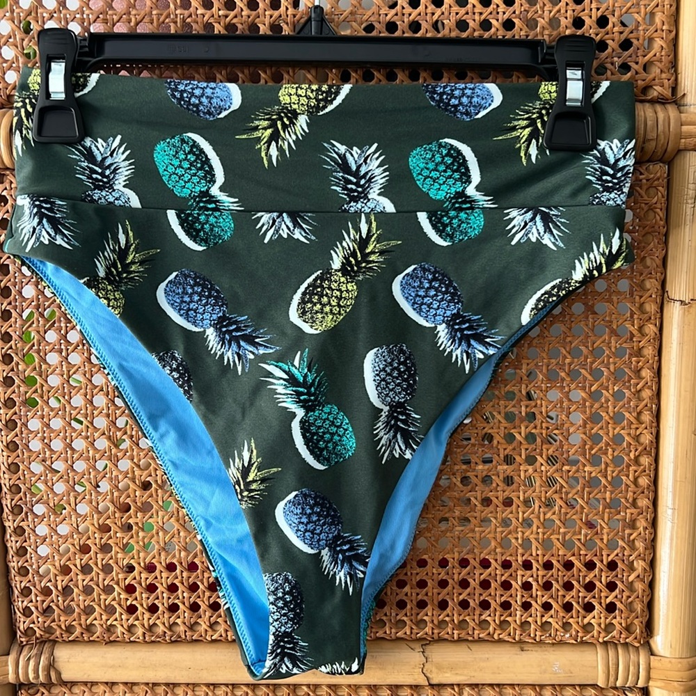 Aerie High Cut Cheeky Bikini Bottom Size M